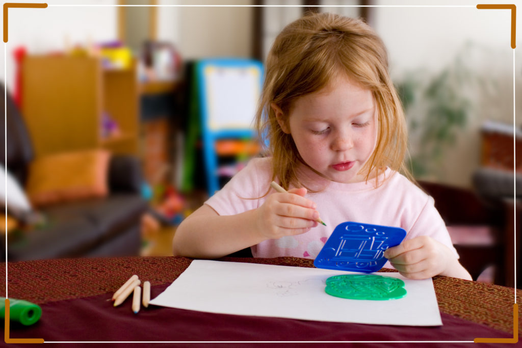 Atelier pochoirs enfants