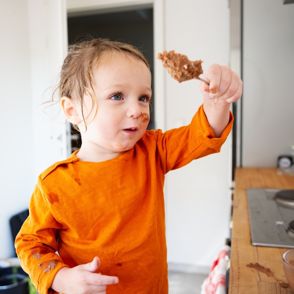 Mousse au chocolat : les Petits-Enfants adooorent cette recette d’autrefois !