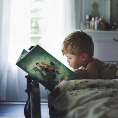 Ces contes et mythes à offrir à vos Petits-Enfants (et qui les fascinent vraiment)