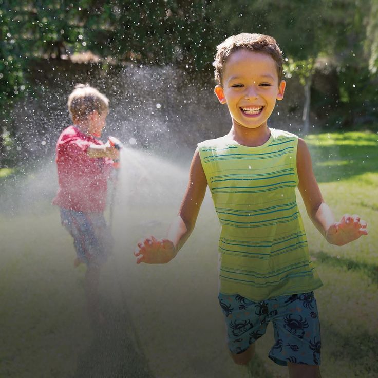 7 bonheurs gratuits qui rendent l’enfance des Petits-Enfants magique